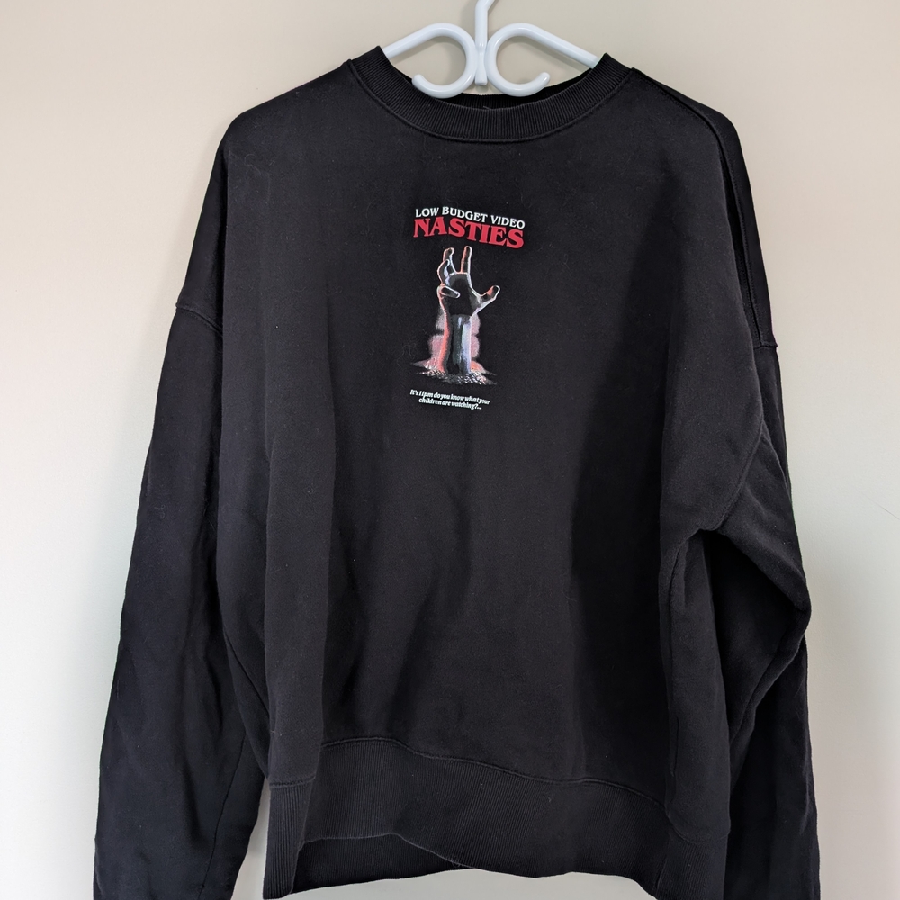 Low Budget Video Nasties Black Graphic Crewneck H&M Men's L